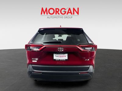 2025 Toyota RAV4 - Photo 4