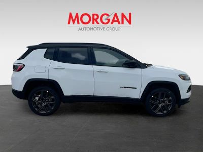 2026 Jeep Compass — photo 8 view