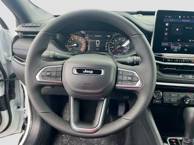 2026 Jeep Compass — photo 11 view