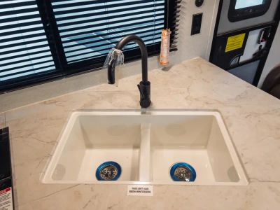 2026 Jayco PROWLER — photo 10 view