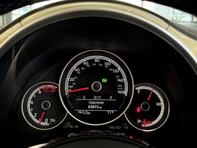 2019 Volkswagen Beetle Convertible - Photo 17