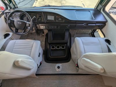 2026 Fleetwood Flair — photo 21 view