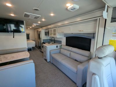 2026 Fleetwood Flair — photo 17 view
