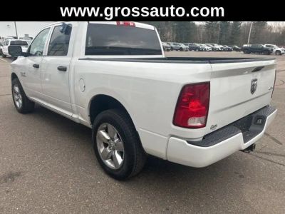 2017 RAM 1500 — detail view