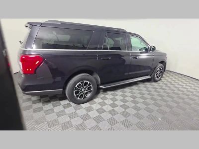 2023 Ford Expedition Max — photo 40 view