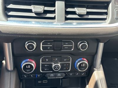 2021 GMC Yukon - Photo 12