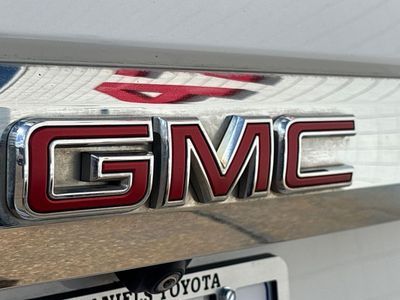 2021 GMC Yukon - Photo 37