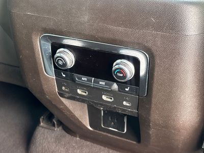 2021 GMC Yukon - Photo 29