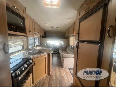 2019 Thor Motor Coach Freedom Elite - Photo 14