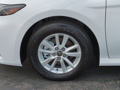 2026 Toyota Camry - Photo 7