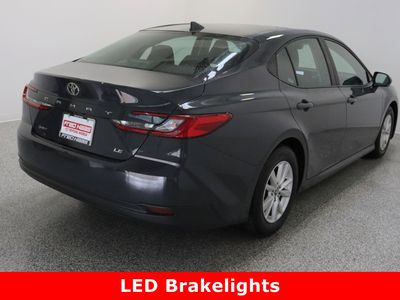 2025 Toyota Camry FWD - Photo 7
