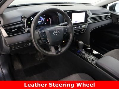2025 Toyota Camry FWD - Photo 13