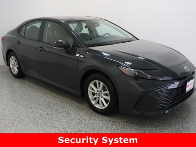 2025 Toyota Camry FWD - Photo 4