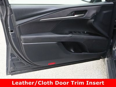 2025 Toyota Camry FWD - Photo 12