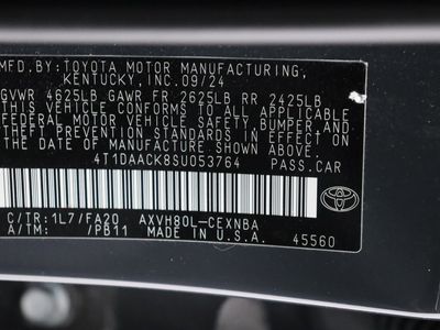 2025 Toyota Camry FWD - Photo 40