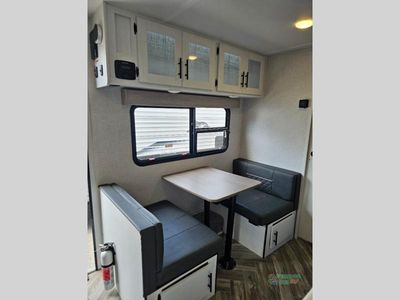 2023 Dutchmen RV Coleman Rubicon — photo 25 view