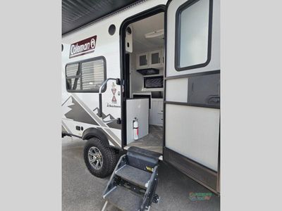 2023 Dutchmen RV Coleman Rubicon — photo 7 view