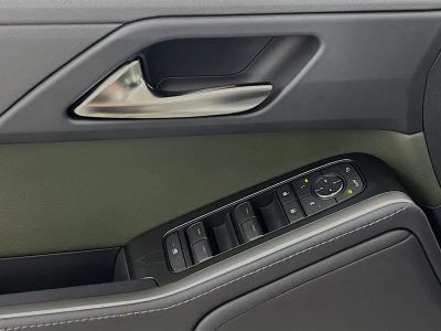 2025 Lexus GX — photo 14 view