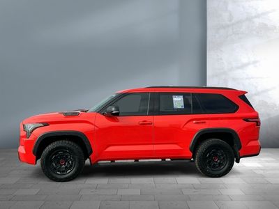 2023 Toyota Sequoia - Photo 3