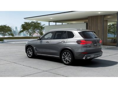 2026 BMW X5 xDrive40i — side profile view