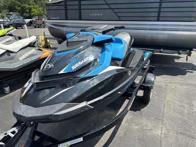 2018 Sea-Doo GTR 230 - Photo 4