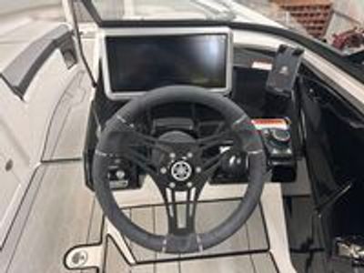 2025 Yamaha 252 XE - Photo 14