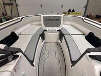 2025 Yamaha 252 XE - Photo 17