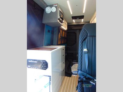 2026 Remote Vans Remote Vans - Photo 17