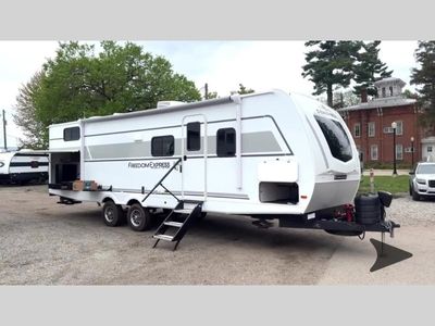 2026 Coachmen RV Freedom Express - Photo 2