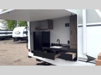 2026 Coachmen RV Freedom Express - Photo 11