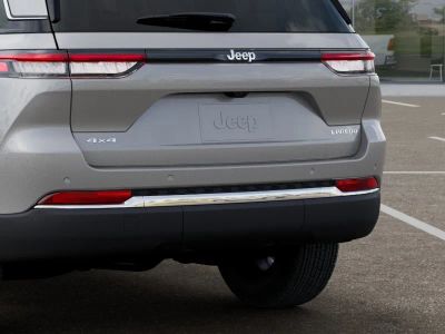 2026 Jeep Grand Cherokee — photo 13 view