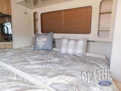 2019 Airstream Atlas - Photo 12