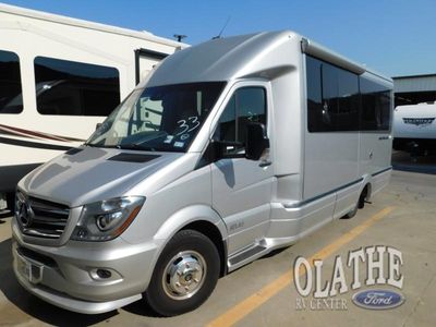 2019 Airstream Atlas - Photo 4