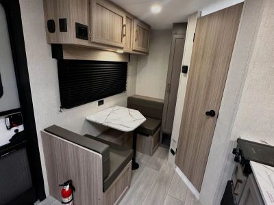 2026 Kz Rv Sportsmen 130RD — photo 9 view