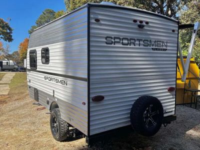 2026 Kz Rv Sportsmen 130RD — detail view