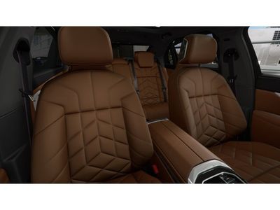 2026 BMW 7 Series — photo 11 view