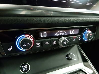 2024 Audi Q3 — photo 17 view