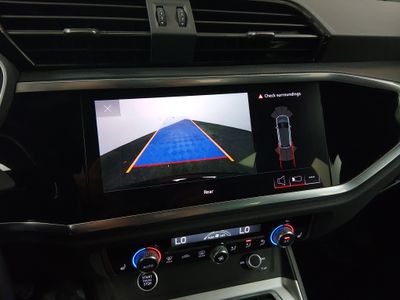 2024 Audi Q3 — photo 16 view