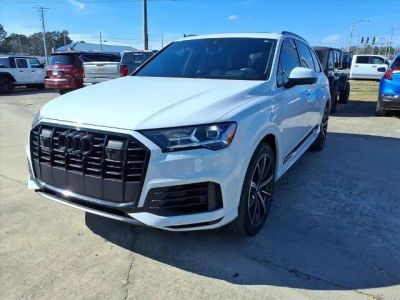 2023 Audi Q7 — rear three-quarter view