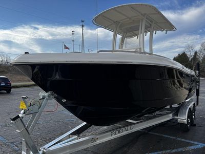 2024 Robalo R222 - Photo 3
