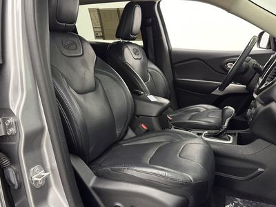 2016 Jeep Cherokee - Photo 33