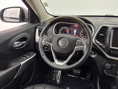 2016 Jeep Cherokee - Photo 23