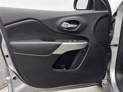 2016 Jeep Cherokee - Photo 9