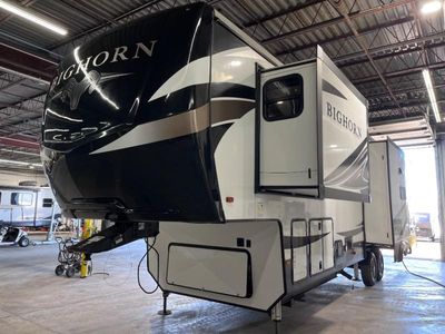 2020 Heartland Bighorn - Photo 6