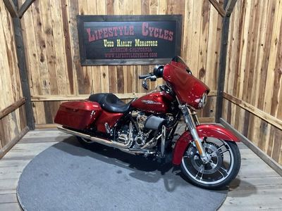 2018 Harley-Davidson Street Glide - Photo 1