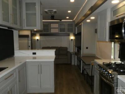 2026 Alliance RV Paradigm - Photo 5