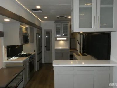 2026 Alliance RV Paradigm - Photo 6