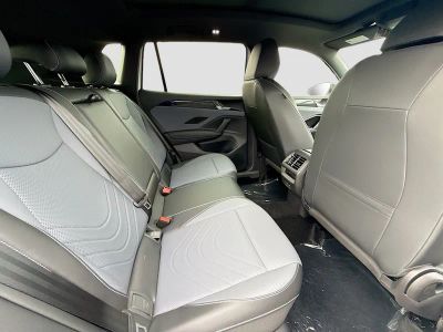 2026 Volkswagen Tiguan — photo 24 view