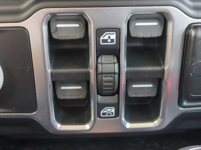 2020 Jeep Wrangler — photo 23 view