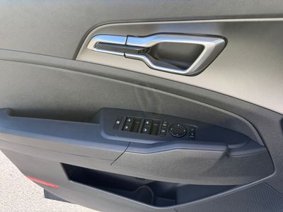 2026 Kia Sportage Hybrid — photo 14 view